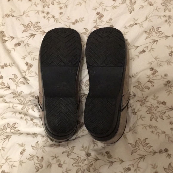 Pearlescent Dansko Clogs - Picture 2 of 9